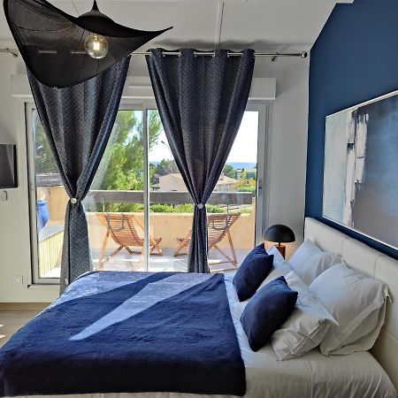Suites Jm - Les Pins Marines - Jacuzzi & Vue Mer Bandol Buitenkant foto