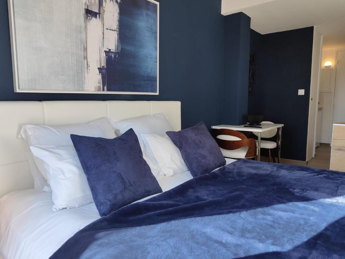 Suites Jm - Les Pins Marines - Jacuzzi & Vue Mer Bandol Buitenkant foto